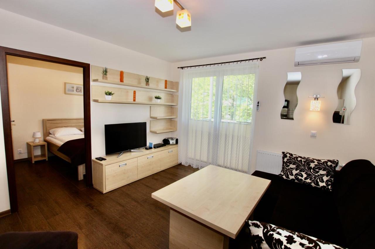 Apartamenty Bursztynowe Komnaty Darlowko Exterior foto