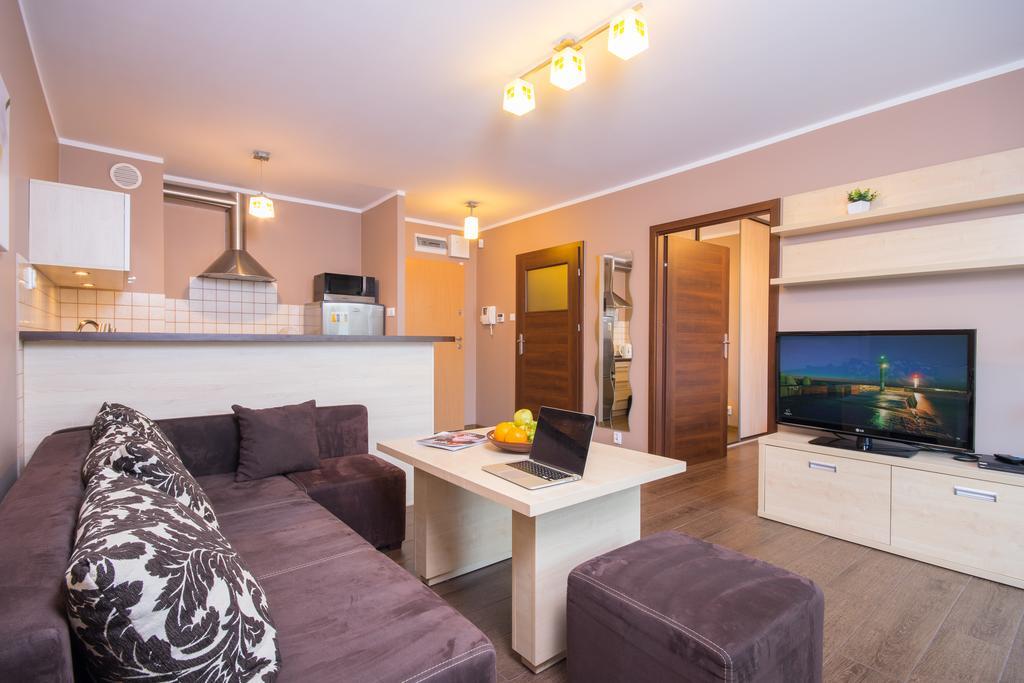 Apartamenty Bursztynowe Komnaty Darlowko Exterior foto