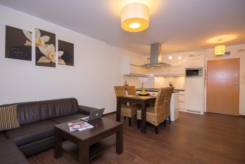 Apartamenty Bursztynowe Komnaty Darlowko Exterior foto