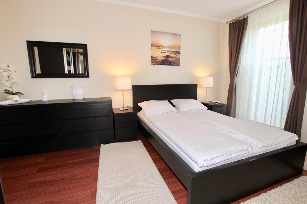 Apartamenty Bursztynowe Komnaty Darlowko Exterior foto
